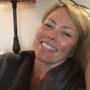 Meet your Posher, Lorraine